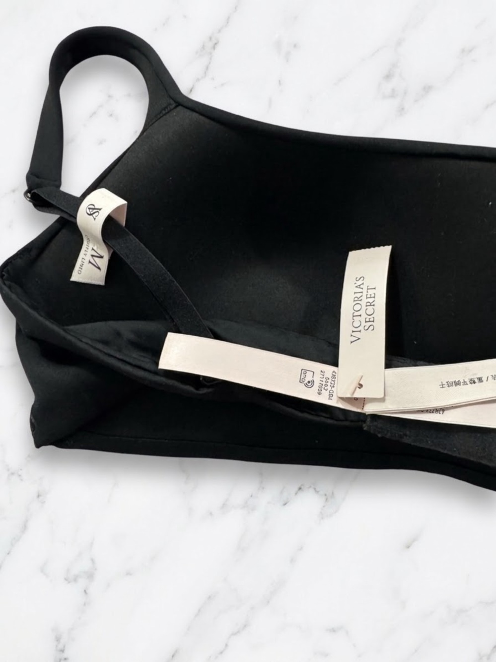 Victoria's Secret Black Lightly Lined Bralette Bra - Size M - Picture 3 of 4